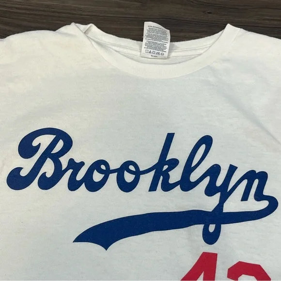 Jackie Robinson #42 Brooklyn Dodgers White Shirt Size Large - Picture 3 of 16